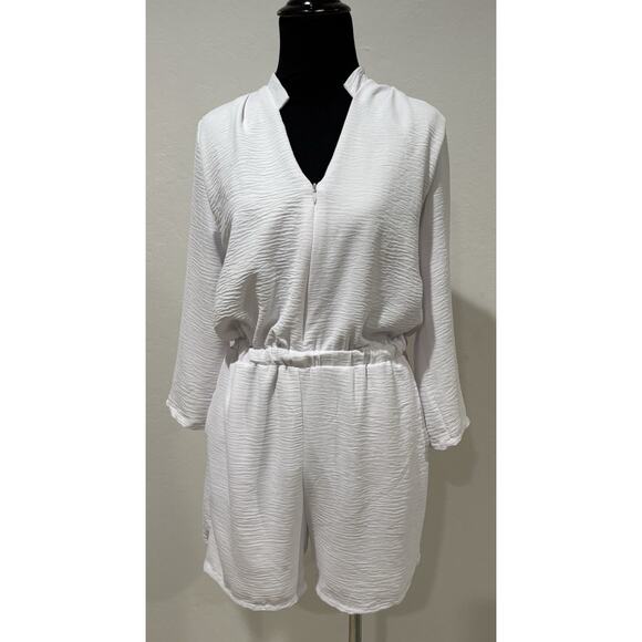 NWOT Fraiche by J White 3/4 Sleeve Shorts Romper - Picture 5 of 5